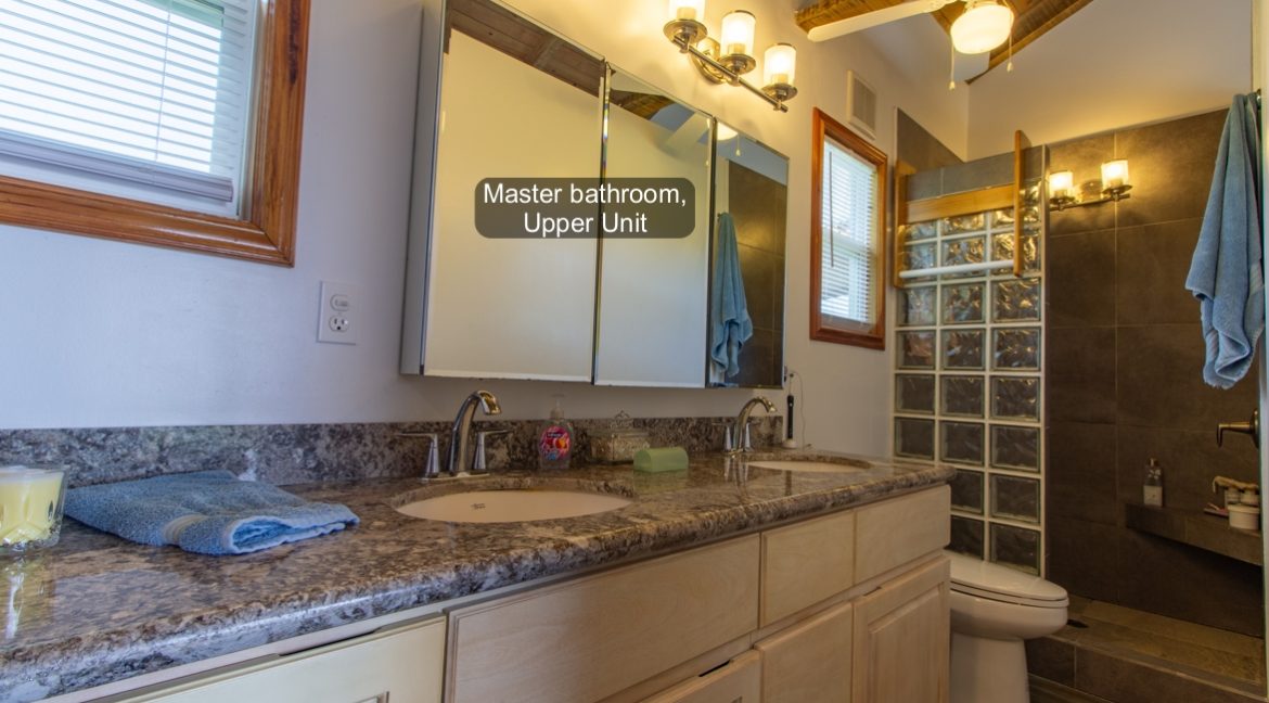 Master bathroom upper unit Coral Views K-16