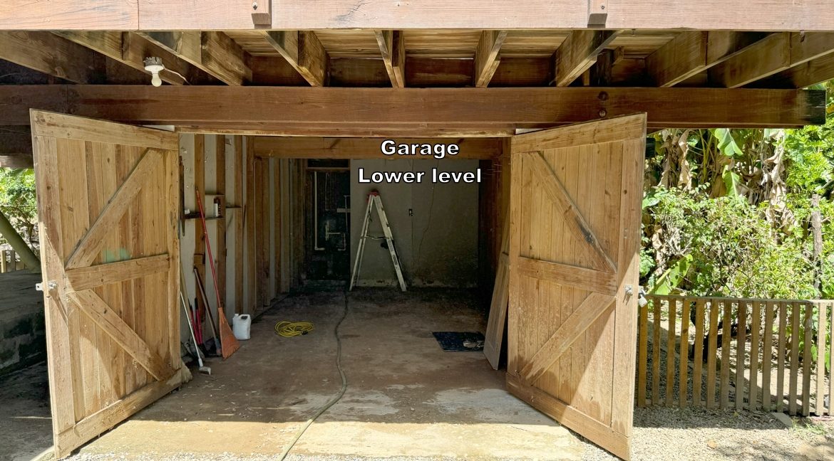 Garage